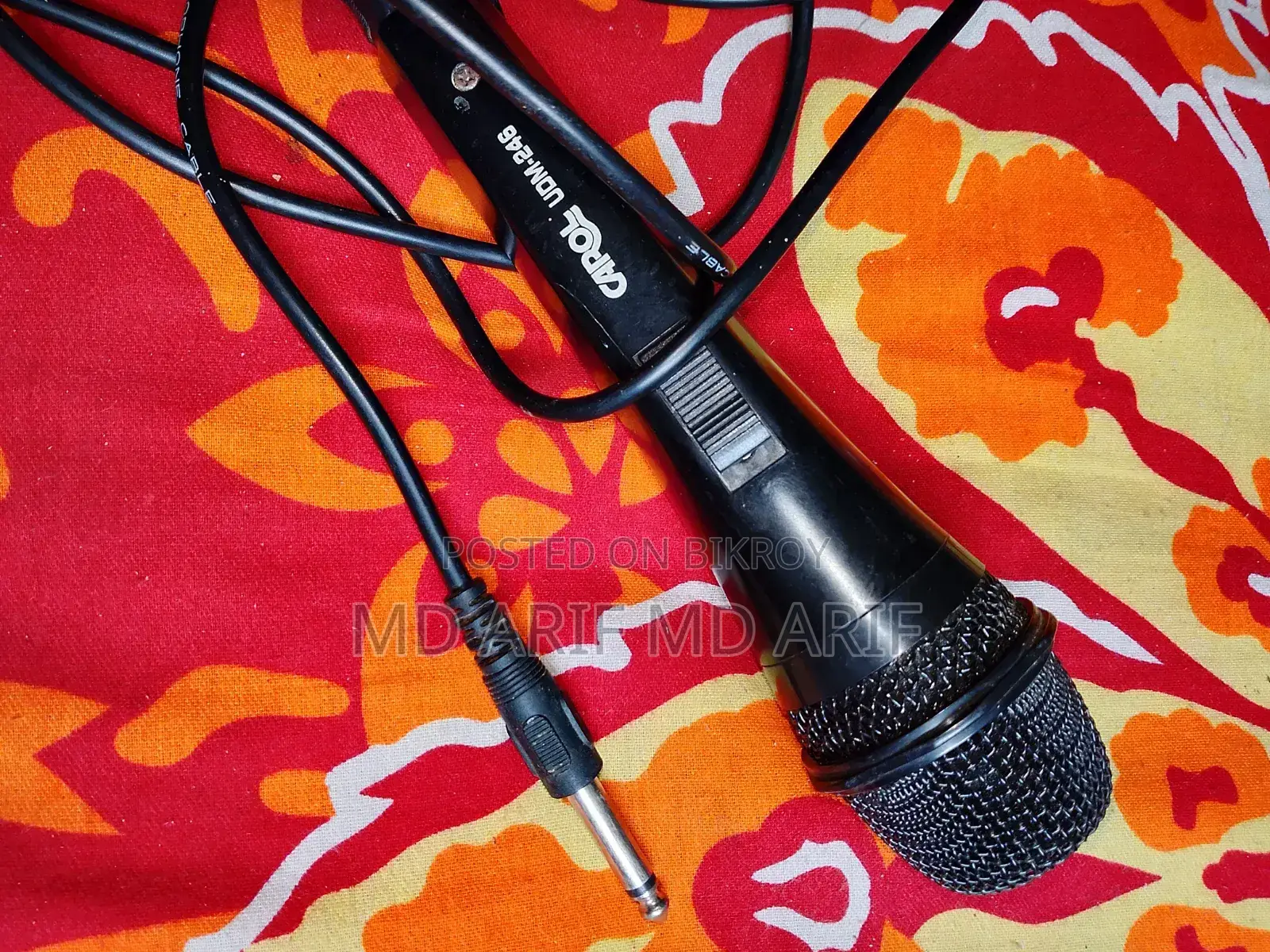 Microphone