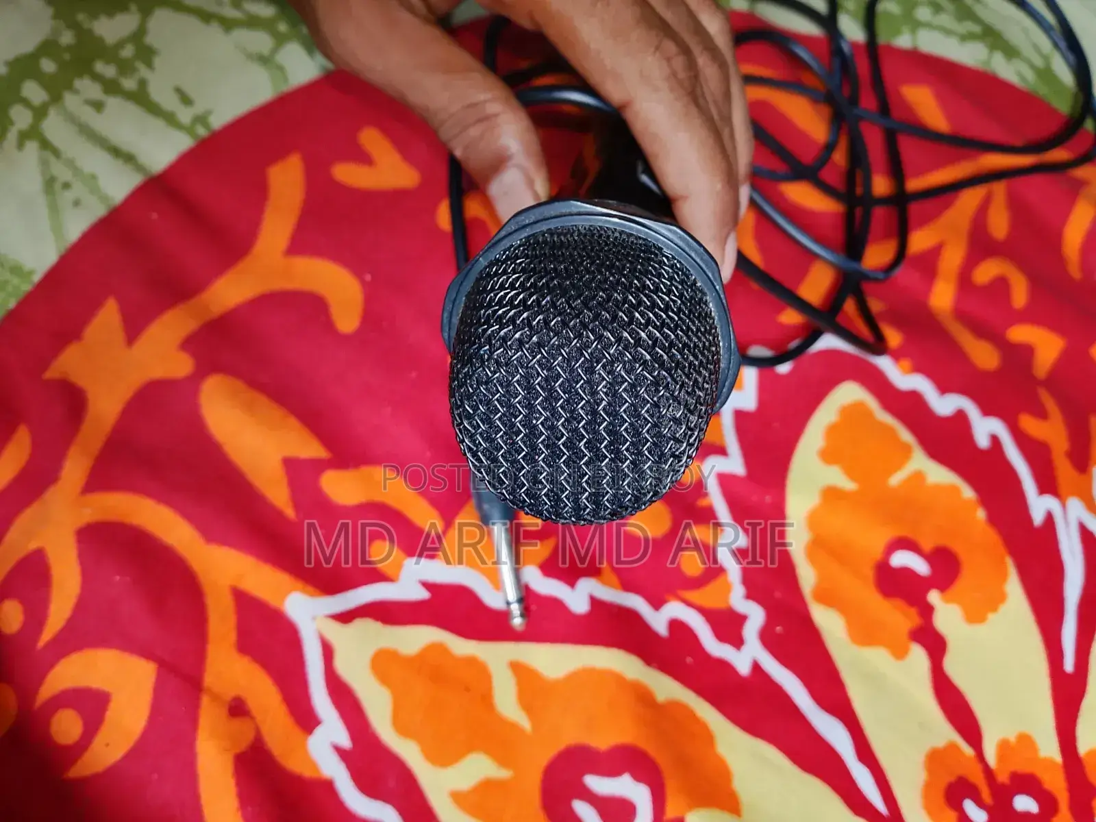 Microphone