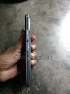 Vivo Y21 128 GB Blue