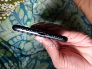 অ্যাপল আইফোন ৭ ১২৮ জিবি ব্ল্যাক
