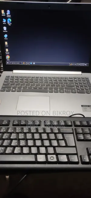 Laptop Lenovo IdeaPad 330 4GB Intel Core I3 HDD+SSD 1T