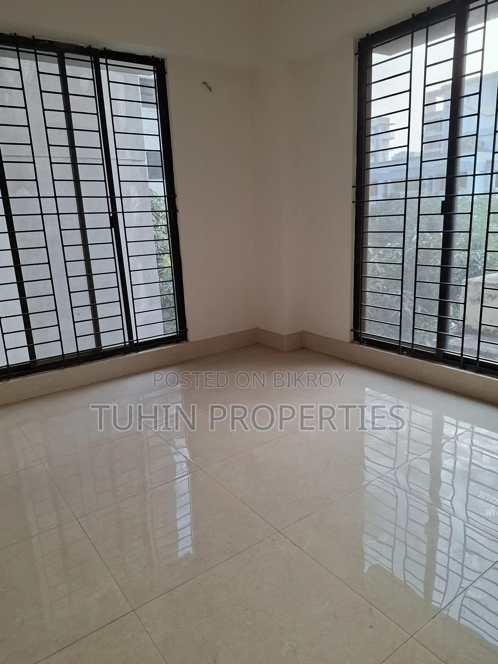 4-bedroom Apartment in Uttara for sale