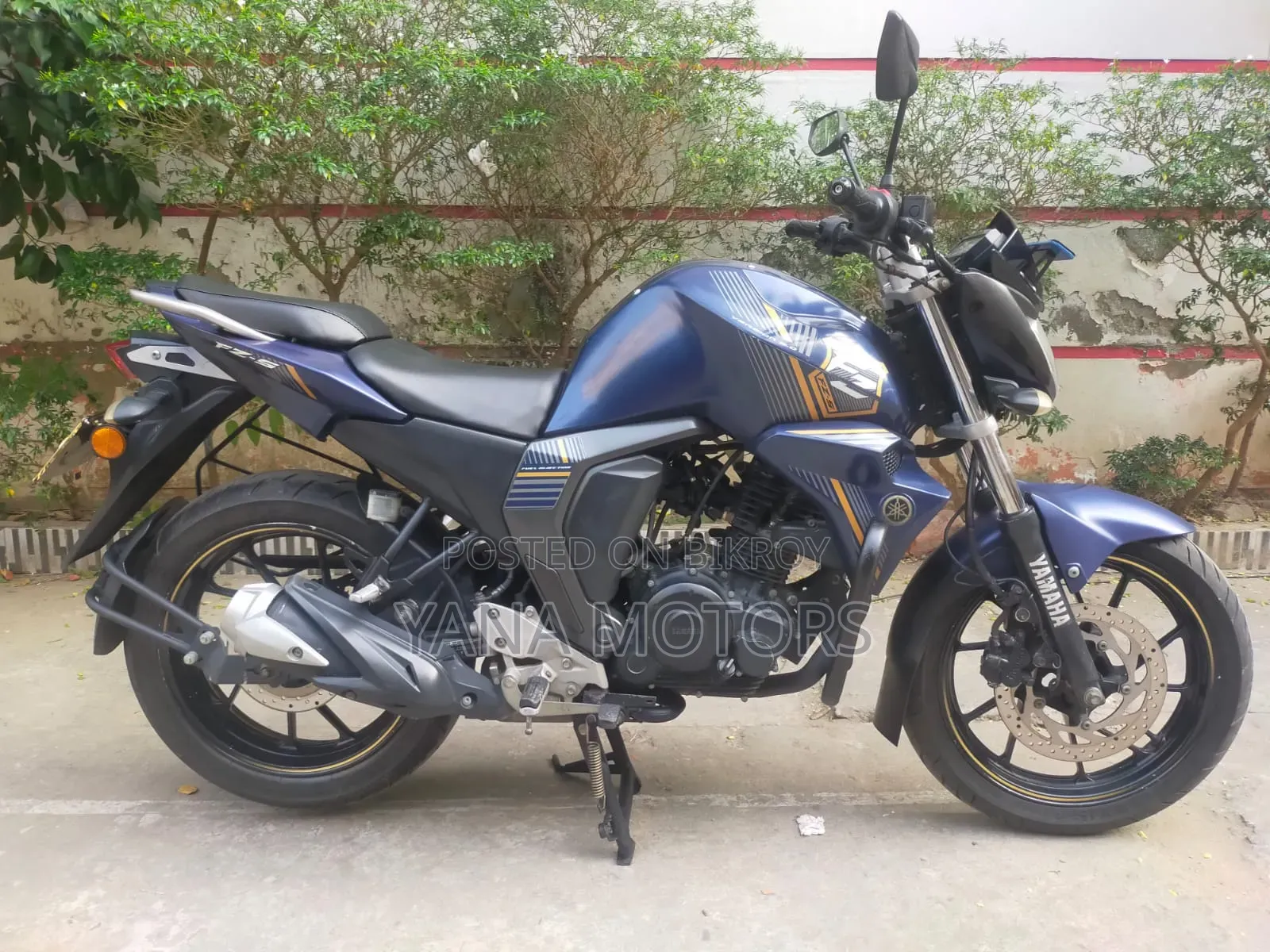 ইয়ামাহা এফজেড ২০১৯ ব্লু