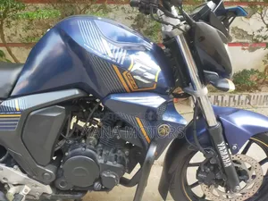 ইয়ামাহা এফজেড ২০১৯ ব্লু