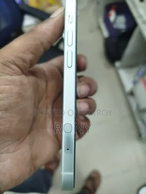 Apple iPhone 15 128 GB Green