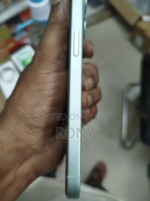 Apple iPhone 15 128 GB Green