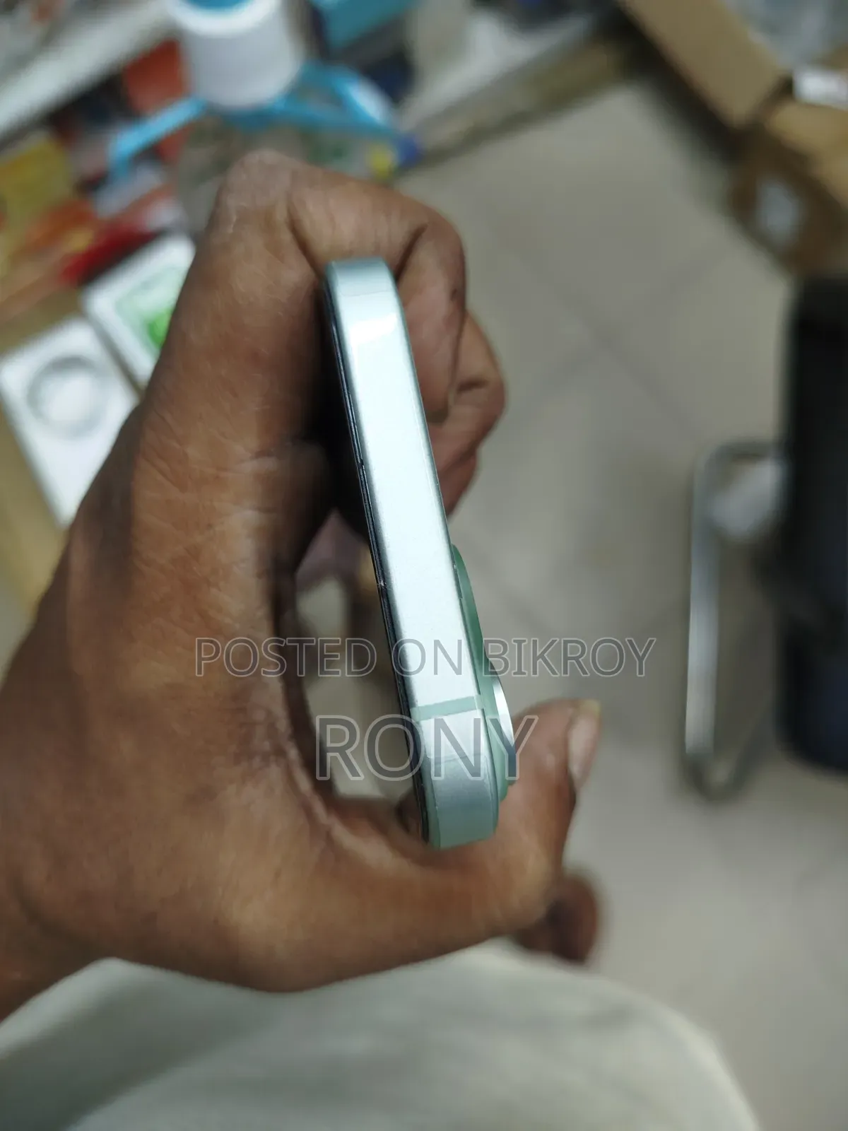 Apple iPhone 15 128 GB Green