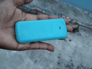 New Samsung Guru Music 2 Blue