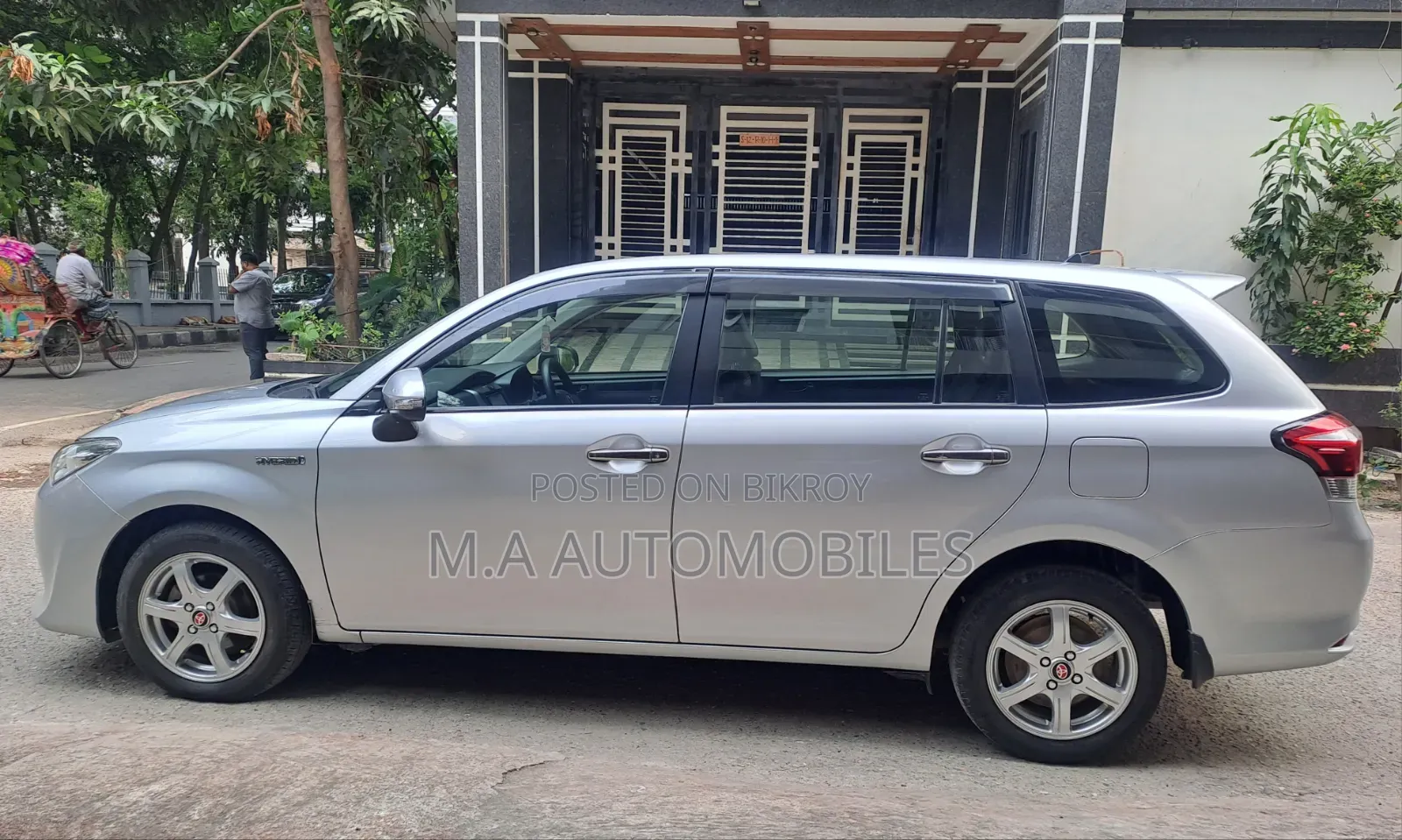 Toyota Axio 2017 Silver
