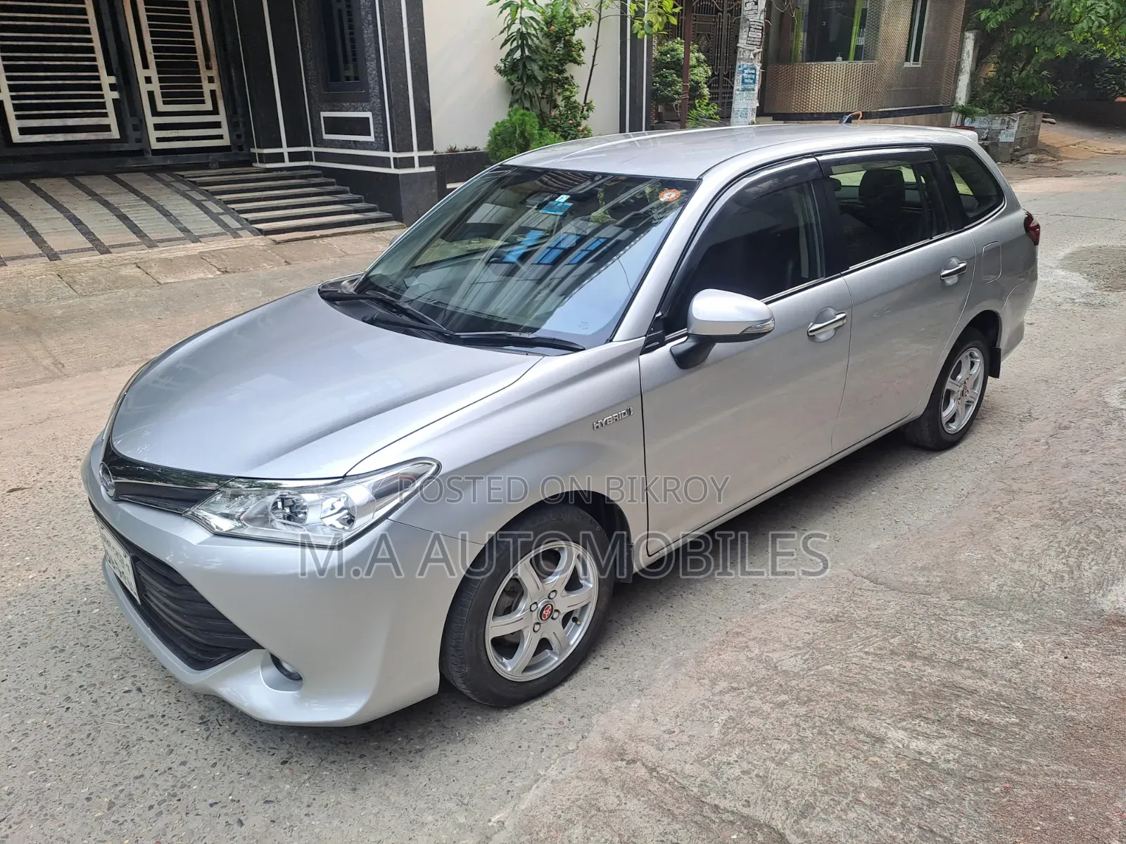 Toyota Axio 2017 Silver