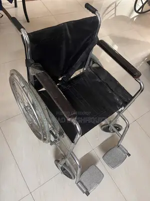 হুইল চেয়ার