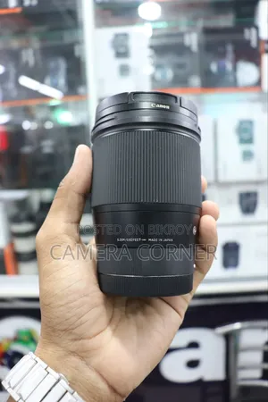 Canon M-Mount Sigma 16mm 1.4 Lens