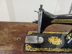 Singer Sewing Machine for Sale