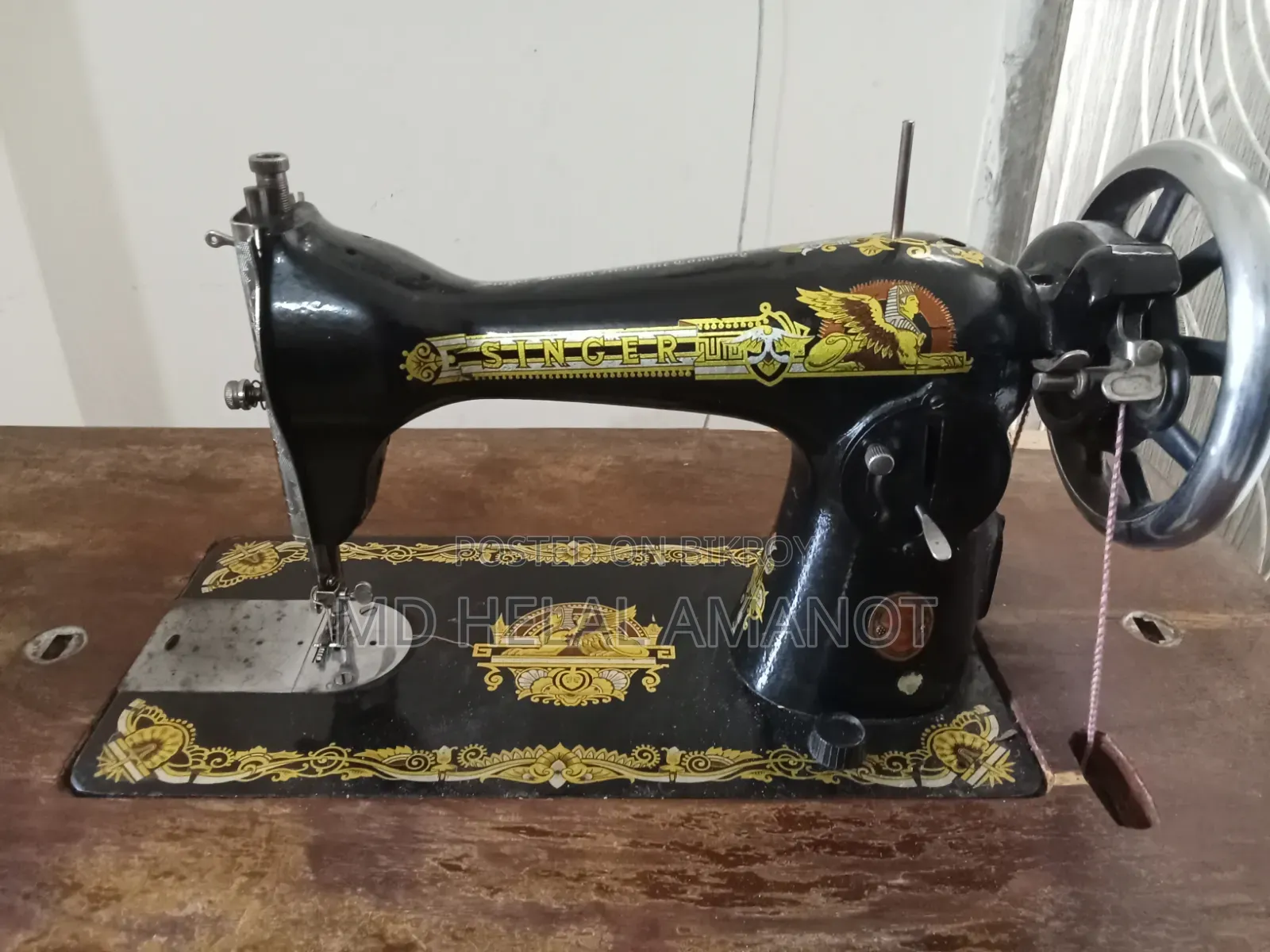 Singer Sewing Machine for Sale