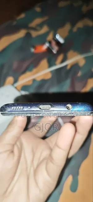 Samsung Galaxy M21 128 GB Blue