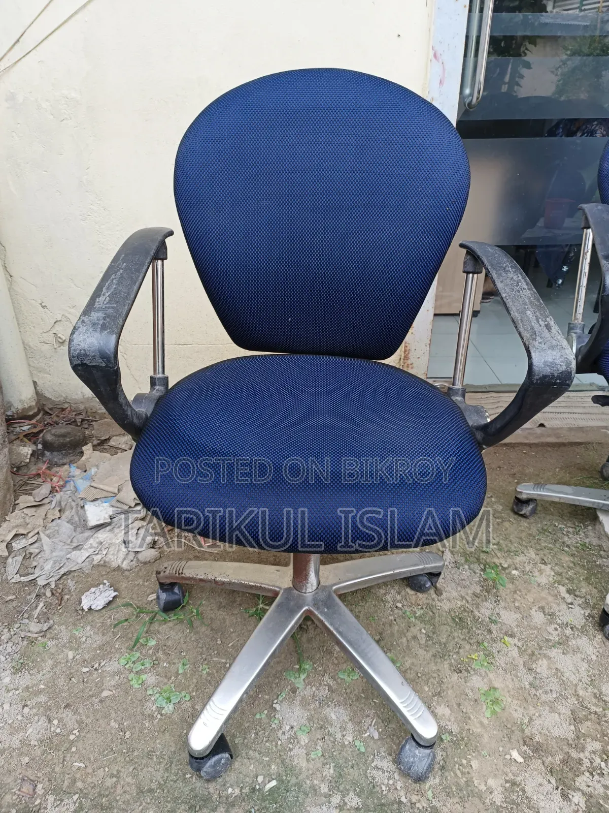 Office chairs for sale