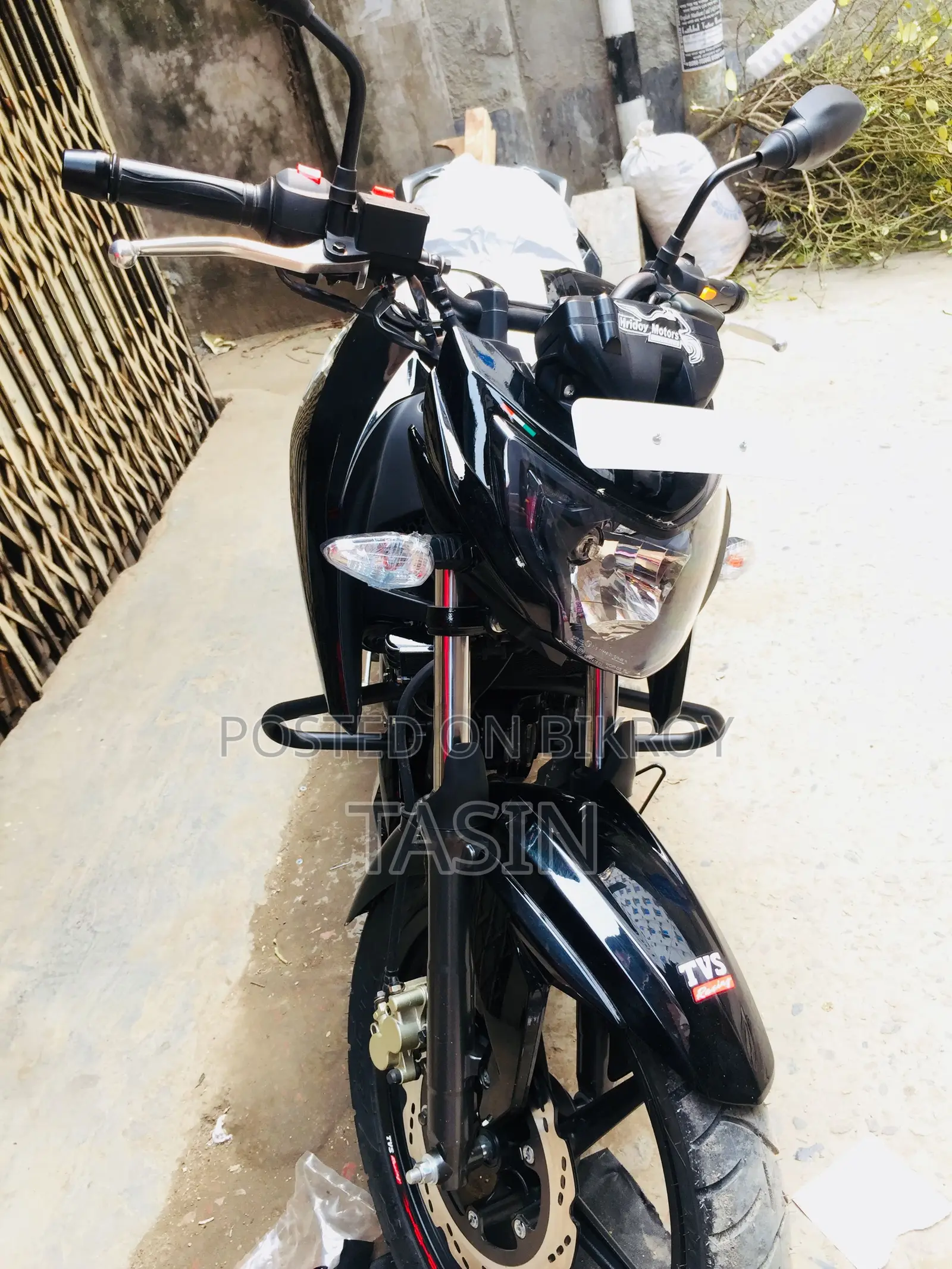 TVS Apache 160 4V 2019 Black