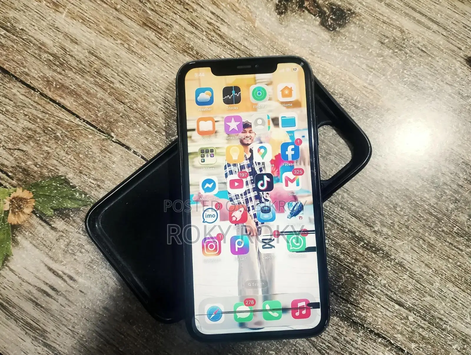 অ্যাপল আইফোন ১১ ৬৪ জিবি ব্ল্যাক