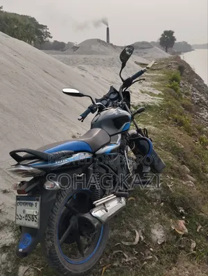 Bajaj Discover 100 2018 Purple