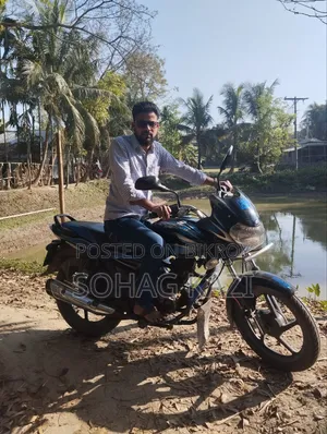 Bajaj Discover 100 2018 Purple