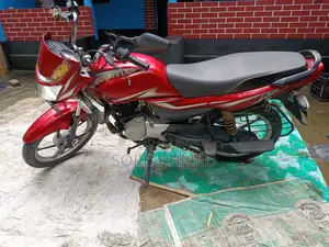 Bajaj Platina 100 2023 Red