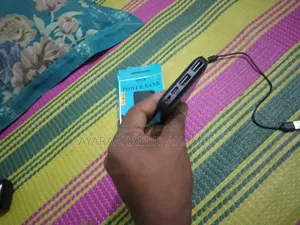 একটি রিমেক্সের পাওয়ার ব্যাংক বিক্রি হবে