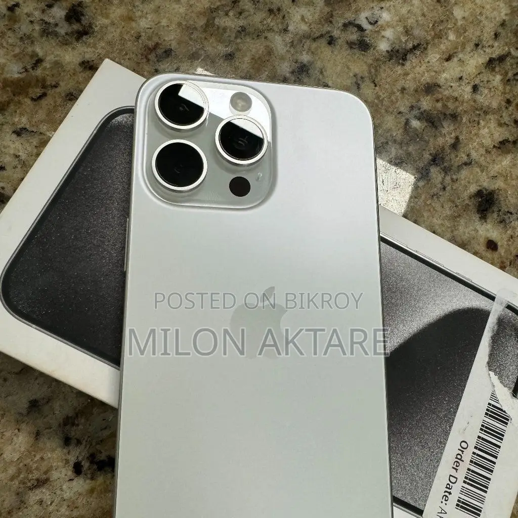 Apple iPhone 15 Pro Max 256 GB White