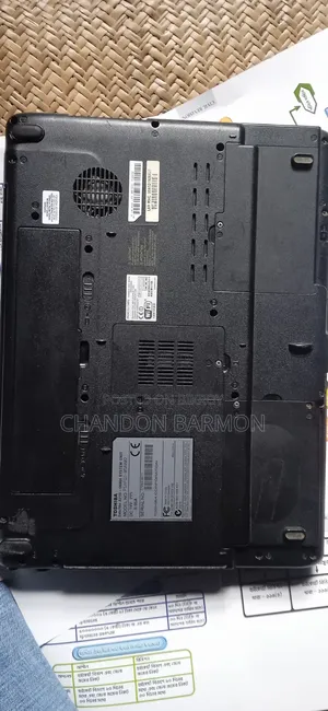 Laptop Toshiba 2GB AMD HDD 250GB