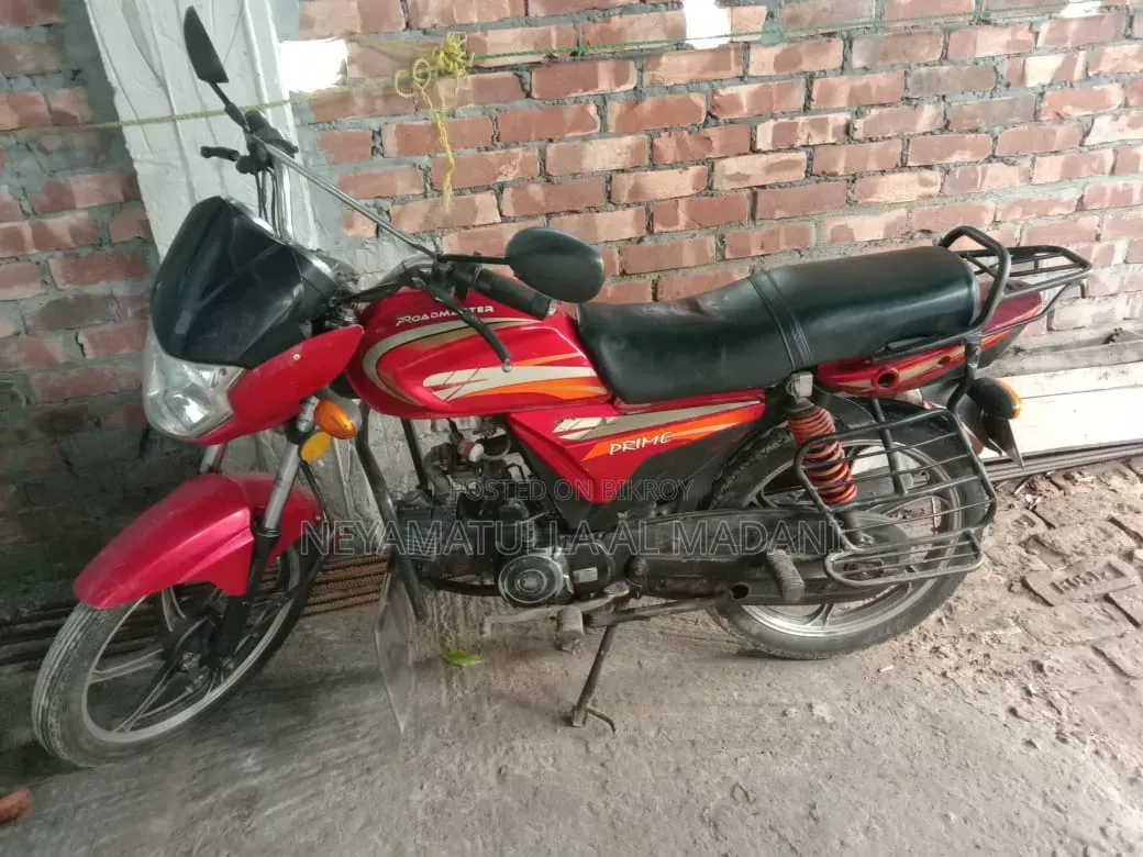 Honda CB 2012 Red