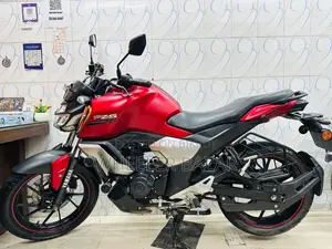 Yamaha FZ 2024 Red