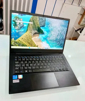 ল্যাপটপ ৮জিবি ইন্টেল কোর আই৭ এসএসডি ৫১২জিবি