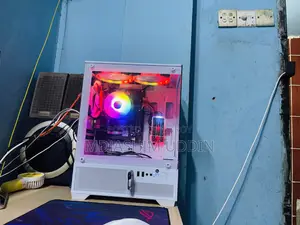 Desktop Computer 8GB Intel Core i5 SSD 256GB