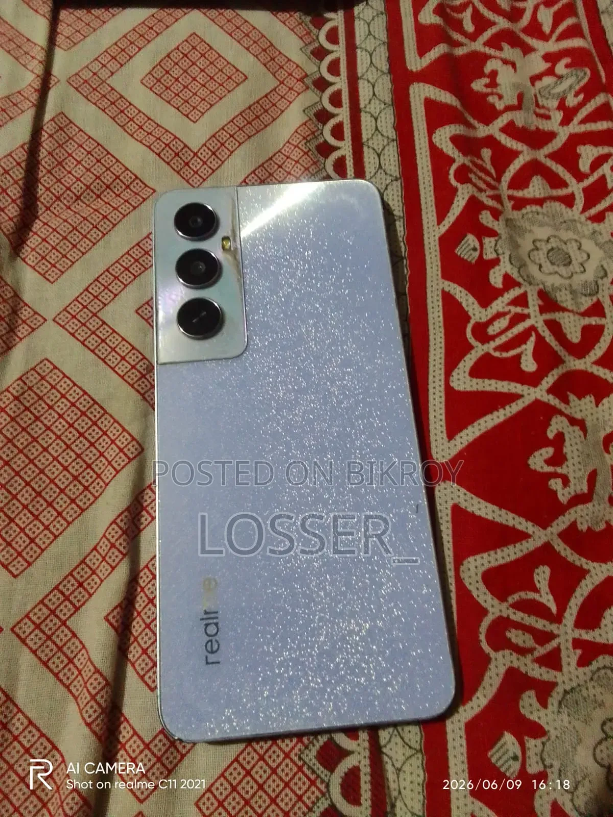 রিয়েলমি ১২৮ জিবি সিলভার