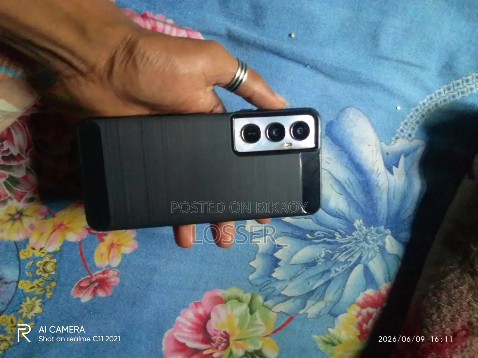রিয়েলমি ১২৮ জিবি সিলভার