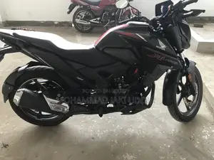 হোন্ডা ২০১৯ কালো