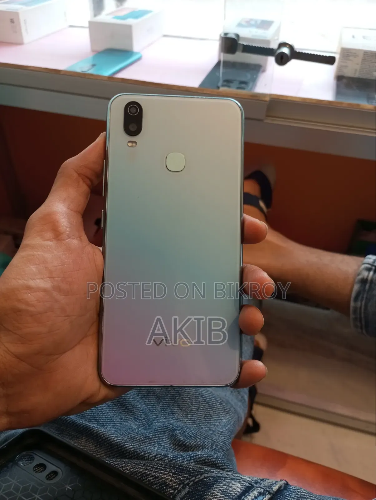 Vivo Y11 32 GB White