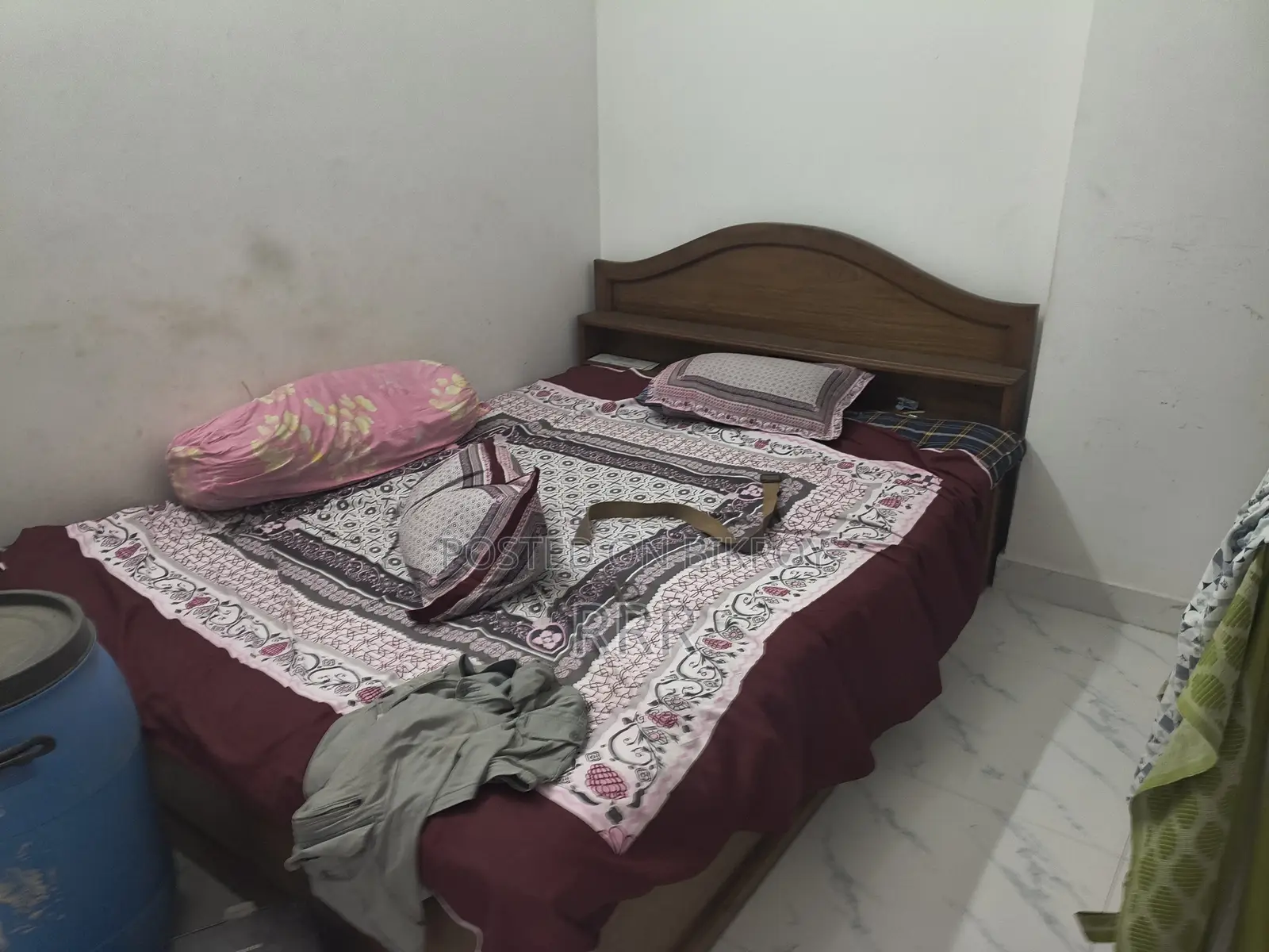 পুরাতন মেহগনি কাঠের ডাবল বেড