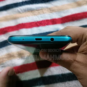Infinix 64 GB Blue