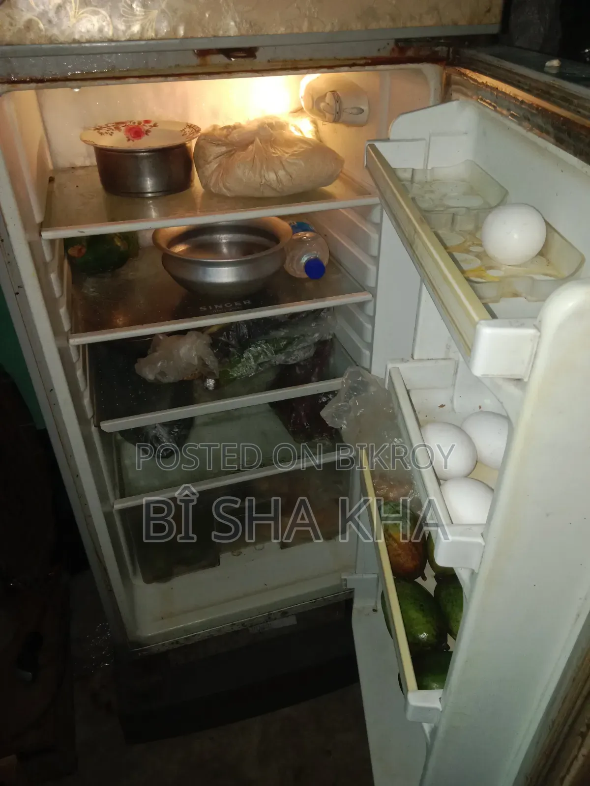 Fridge used for 5 years. No problems. Just an old model.