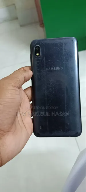 Samsung A10 32 GB Black