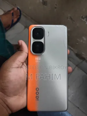 iQOO 256 GB Orange