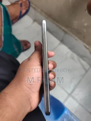 iQOO 256 GB Orange