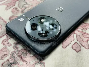 ওয়ানপ্লাস ১৩ ২৫৬ জিবি কালো