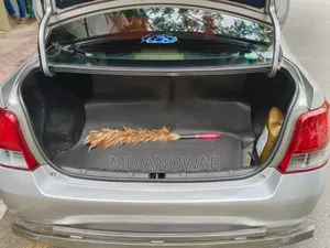 Toyota Axio 2014 Silver