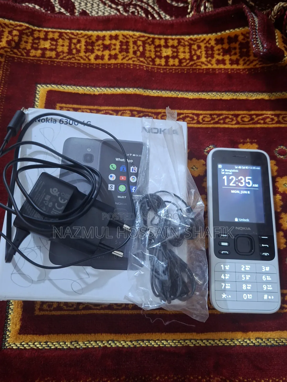 নোকিয়া ৬৩০০ সাদা