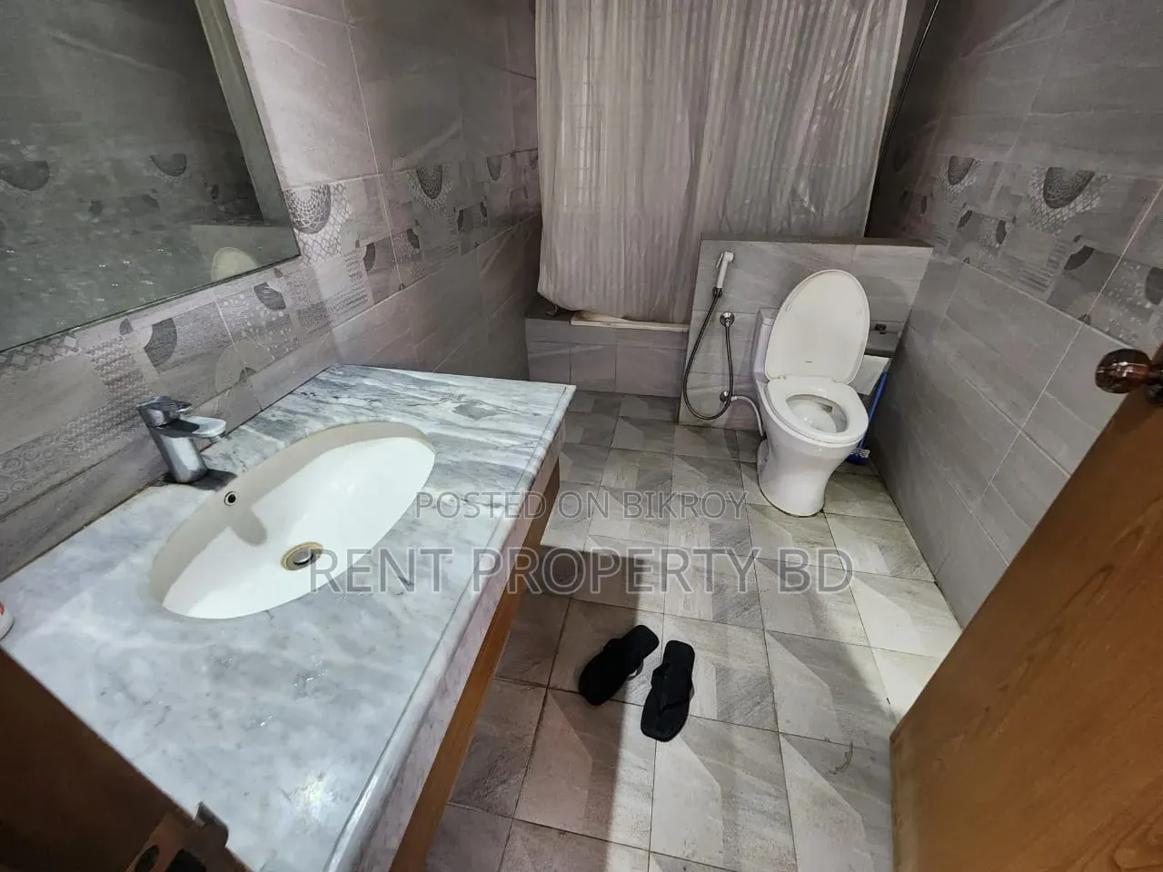 Furnished 3-Bedroom Block of Flats in Urban, Gulshan for Rent