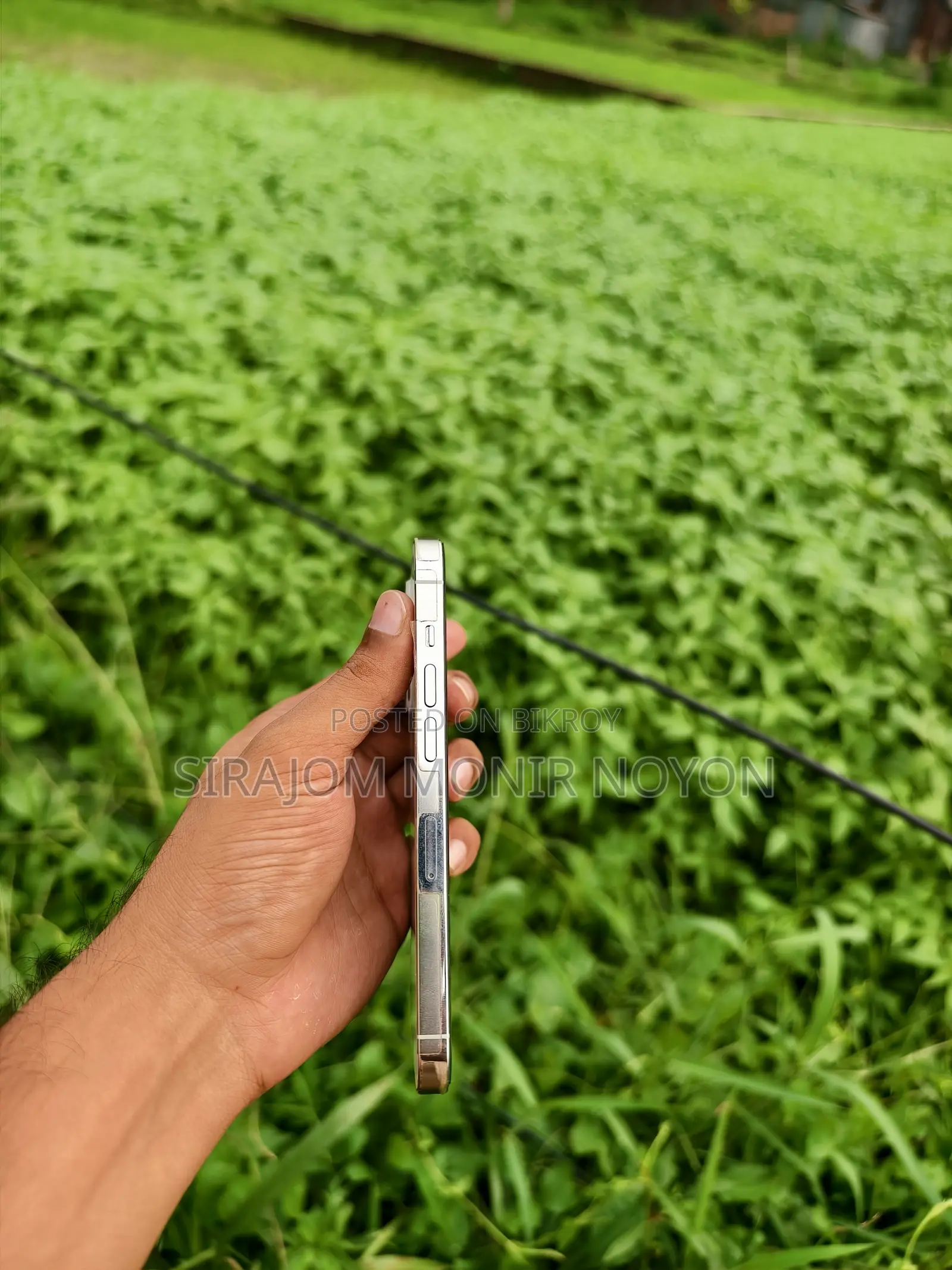 অ্যাপল আইফোন ১৪ প্রো ১২৮ জিবি সিলভার