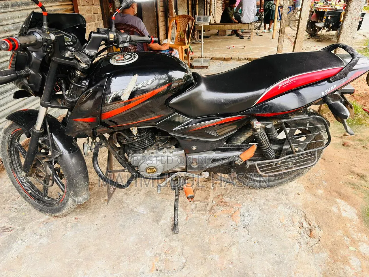 Bajaj Pulsar 150 2025 Black