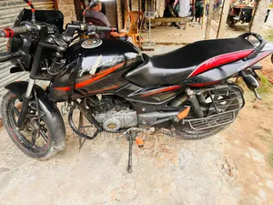 Bajaj Pulsar 150 2025 Black