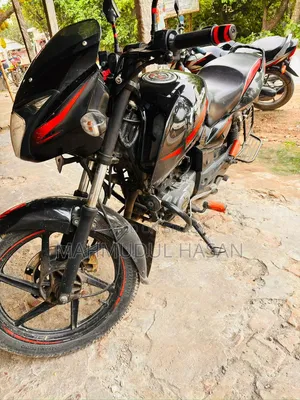 Bajaj Pulsar 150 2025 Black